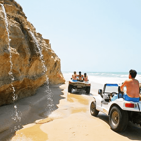 Passeio de Buggy na Praia das Fontes