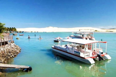 passeio de barco em mundaú